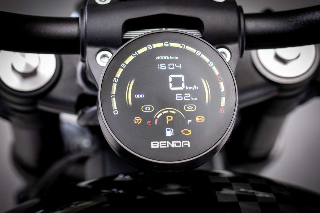 Benda Chinchilla 350 NEO
