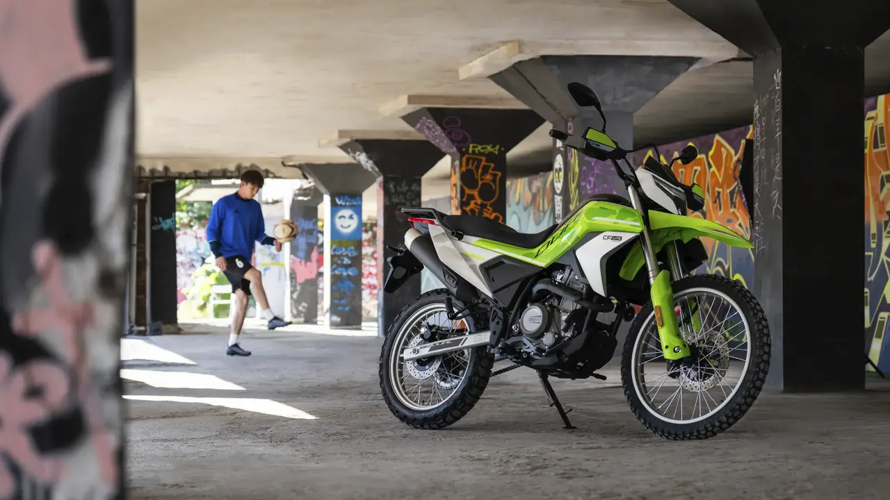 CFMOTO 250 DUAL