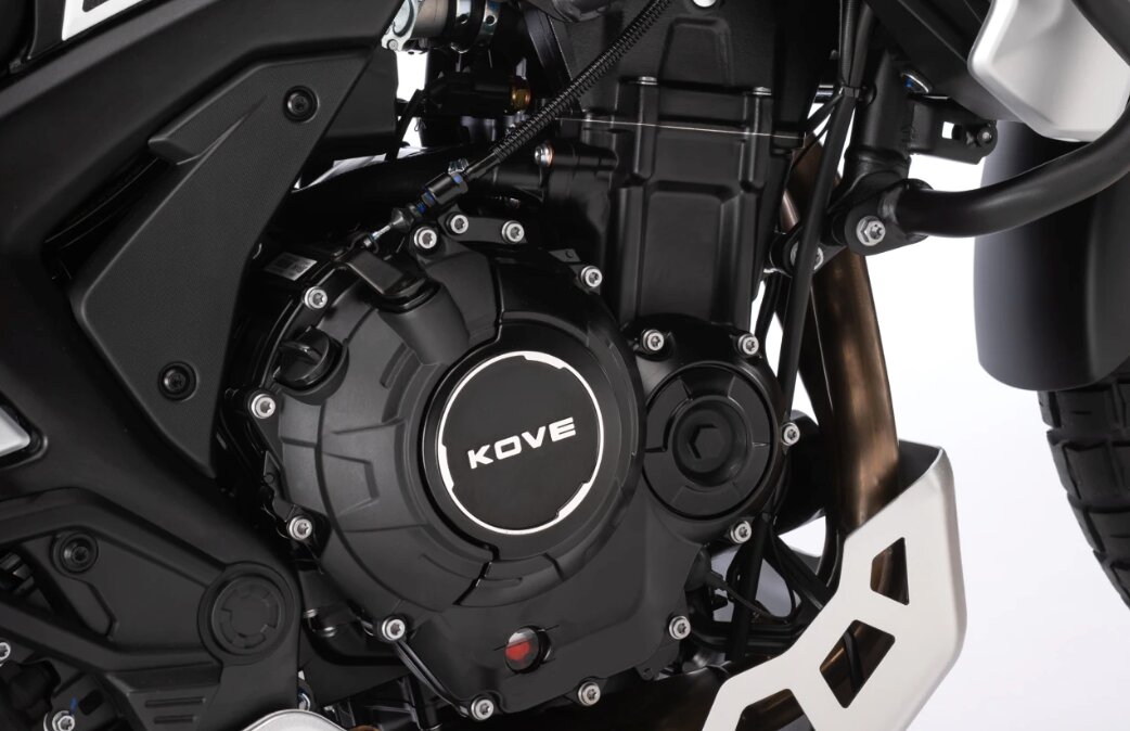 El motor de la KOVE 625X PRO